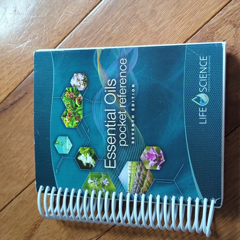 Essential oils pocket reference book